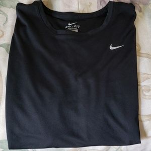 Nike tshirt